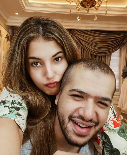 Tasya Farasya dan Ahmad Assegaf-benih cinta sejak sekolah