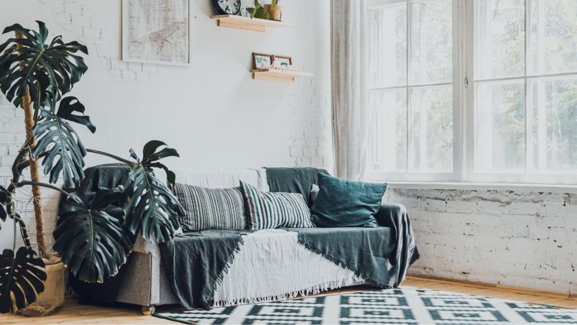 7 Cara Bikin Sofa Lama Terlihat Baru Tanpa Harus Beli Lagi