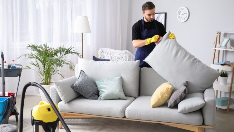 7 Cara Bikin Sofa Lama Terlihat Baru Tanpa Harus Beli Lagi