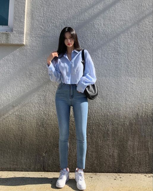 kemeja oversized dan high waist jeans