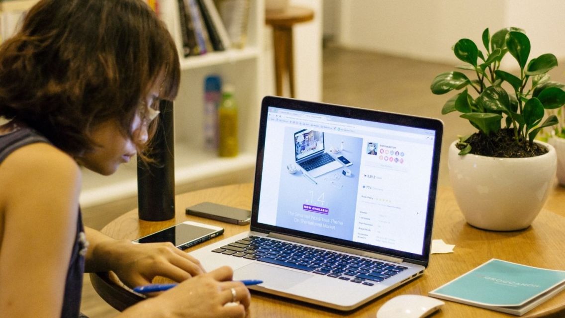 Jangan Sampai Salah, Ini 7 Cara Memilih Laptop Terbaik Sesuai Kebutuhan Kamu!