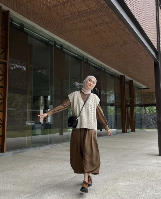ootd long dress hijab