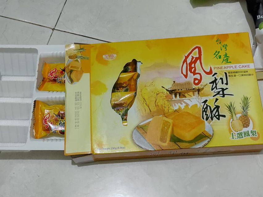 Rekomendasi Oleh-oleh Halal dari Taiwan [+ Produk Lainnya]