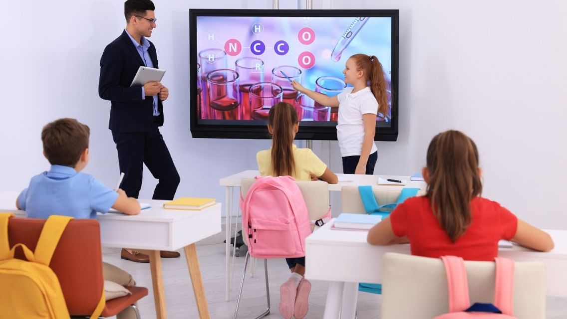 Evolusi Smart TV, the Next Big Opportunity, Panggung Baru yang Lagi Naik Daun Buat Brand