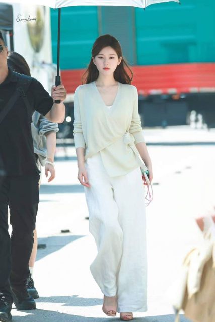 8 Ide Outfit ala Zhao Lusi di Love's Ambition Ini Jadi Inspirasi Fashion Kekinian!