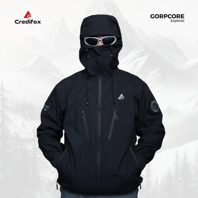 9 Jaket Mendaki Gunung yang Tahan Angin dan Air!