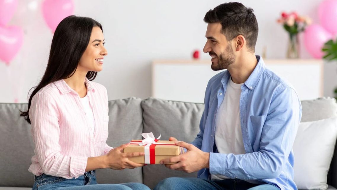 tidak mengandalkan validasi tentang dia