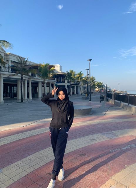 9 Model Outfit Olahraga Hijab yang Cocok dengan Style Kamu! 25 9 Model Outfit Olahraga Hijab yang Cocok dengan Style Kamu!