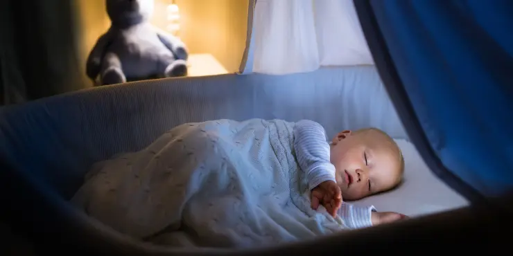 hipwee-4 Creating a Sleep-Conducive Environment Darkness and Quiet at Night