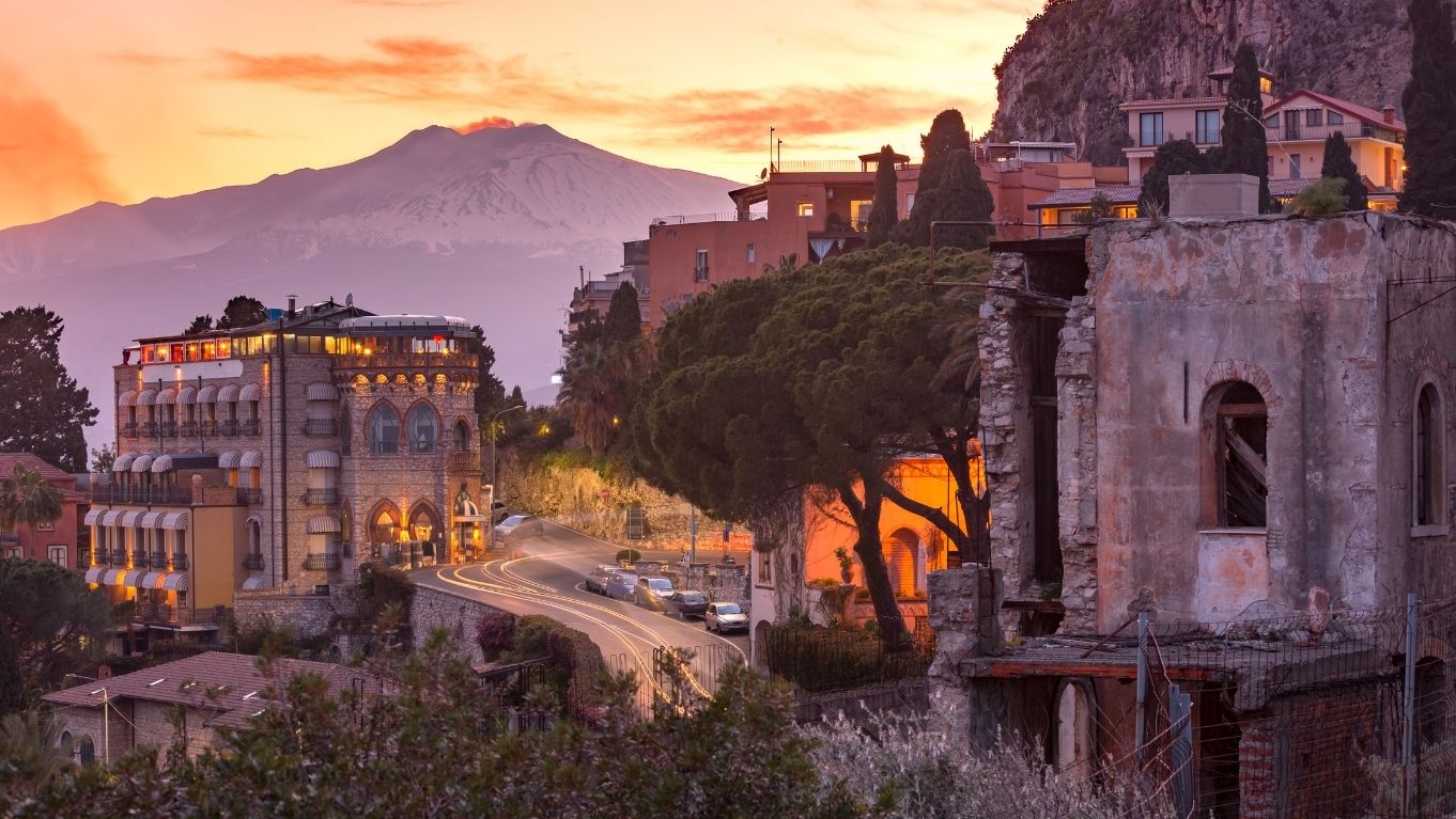 Sicily Lifestyle: A Guide to Trends, Cinema, and Luxury Tours 6