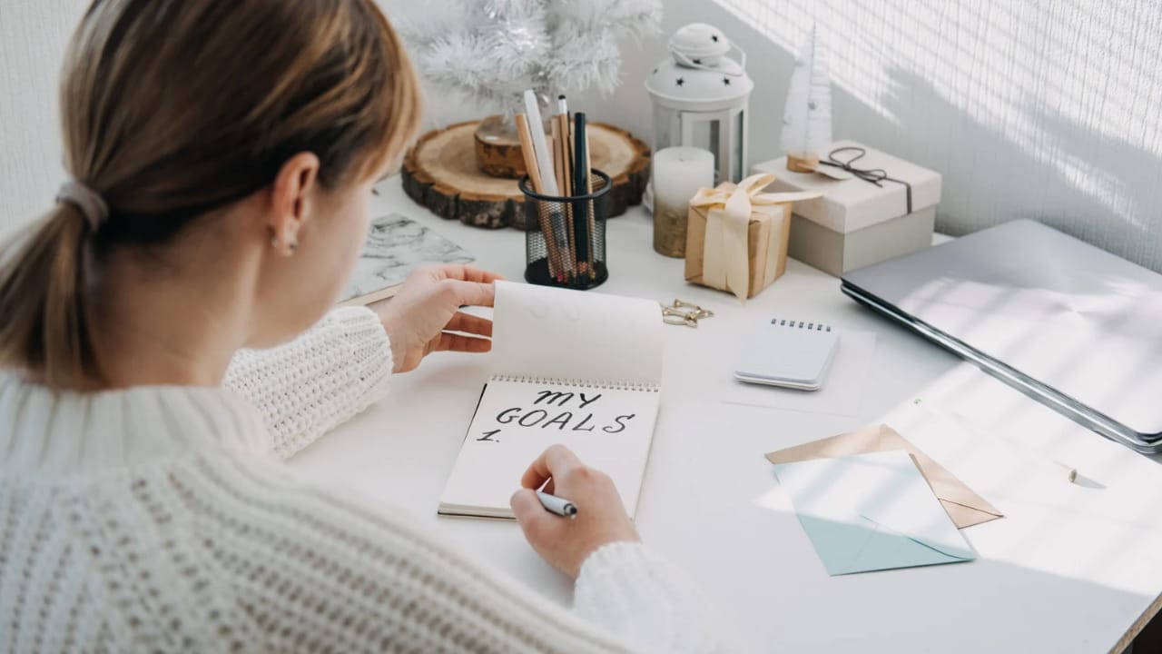 11 Tips Realistis Mewujudkan Resolusi Hidup di Tahun Baru yang Konsisten agar Tak Berakhir Sekadar Wacana 16 Batasi Jumlah Resolusi