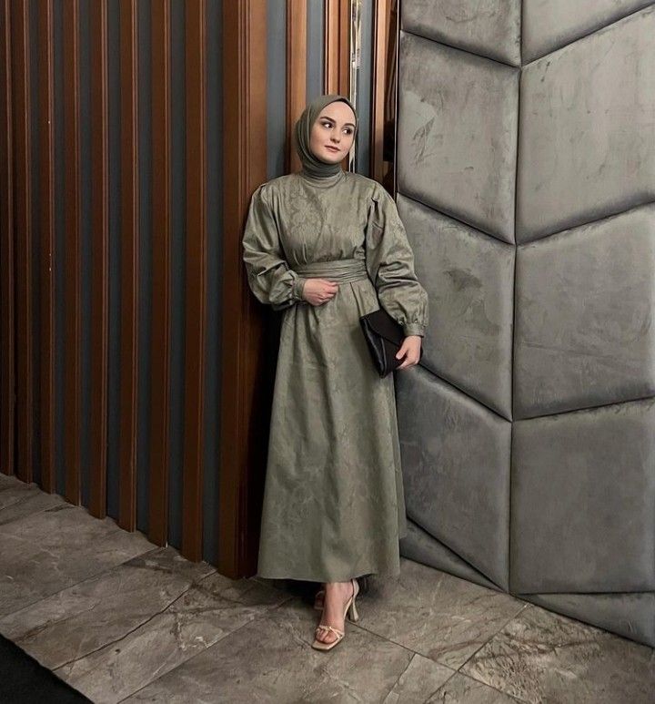 7 Warna Baju Lebaran 2026 yang Elegan & Cocok untuk Semua Usia! 13