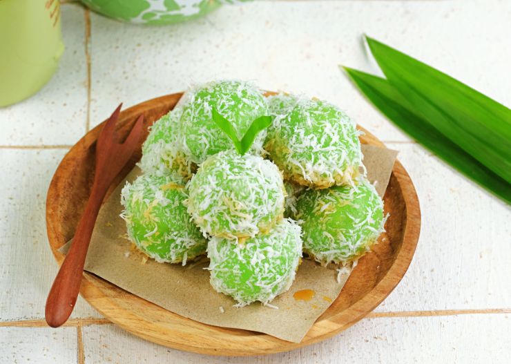 10 Menu Takjil Hemat Untuk Dibagikan Selama Ramadhan 18 klepon