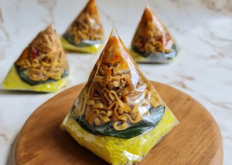 10 Menu Takjil Hemat Untuk Dibagikan Selama Ramadhan 19 nasi uduk mini