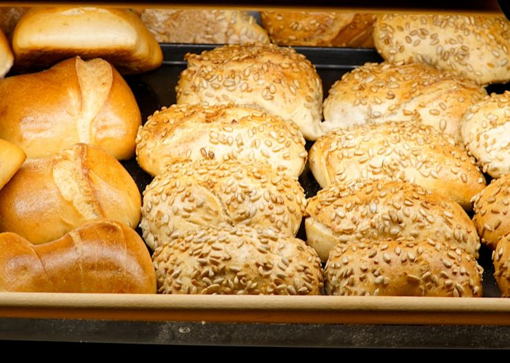 10 Menu Takjil Hemat Untuk Dibagikan Selama Ramadhan 20 roti