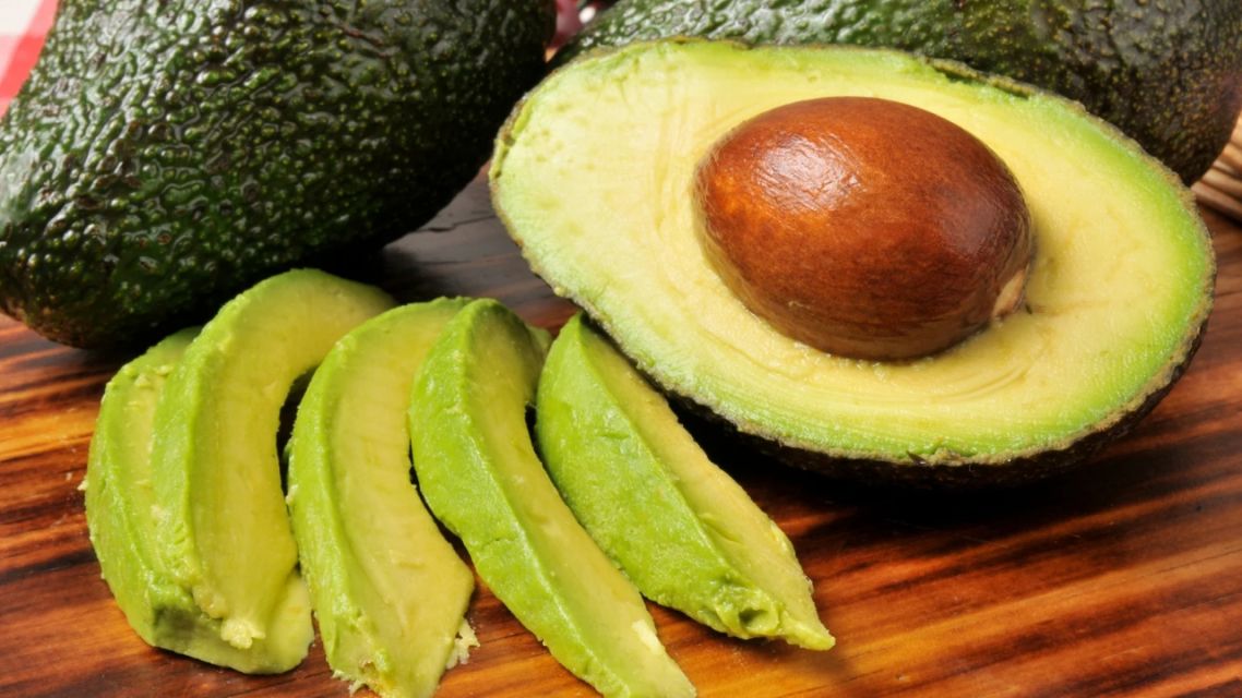 9 Makanan Berbuka untuk Penderita Diabetes Disertai Urutan,Resep &Tips Tepat agar Gula Darah Stabil 28 alpukat alternatif lemak baik
