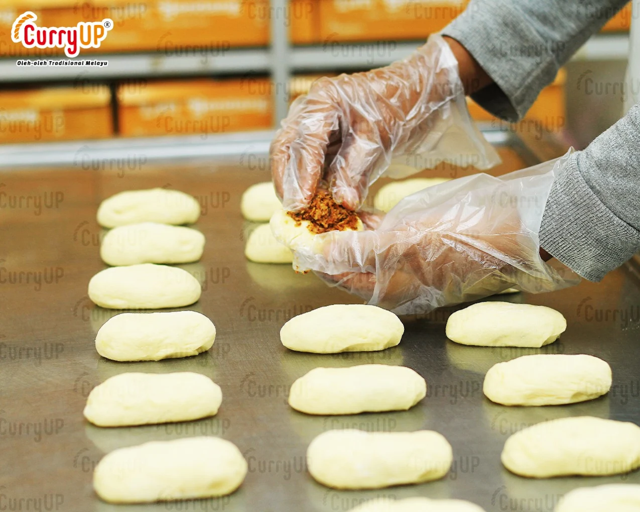 hipwee-Oleh-oleh khas Batam Luti Gendang