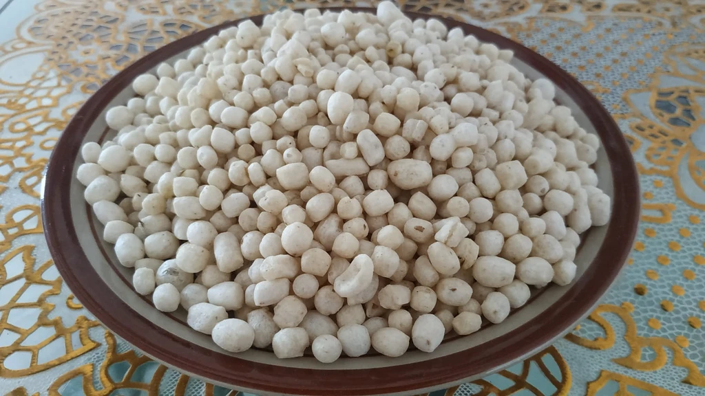 hipwee-Oleh-oleh khas Tegal Pilus Kletuk