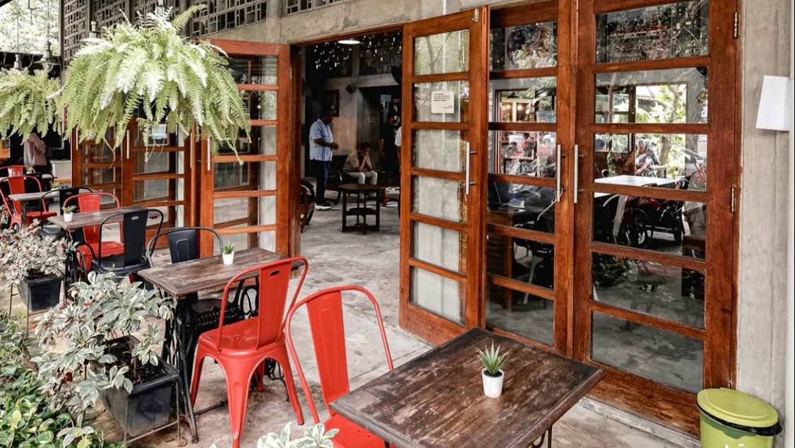 hipwee-Rekomendasi tempat bukber Bekasi Rumah Toean