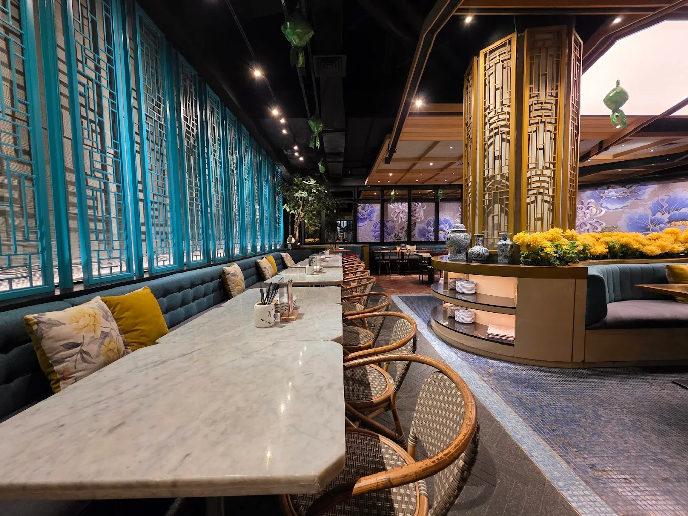 hipwee-Rekomendasi tempat bukber di Jakarta Barat Seroeni