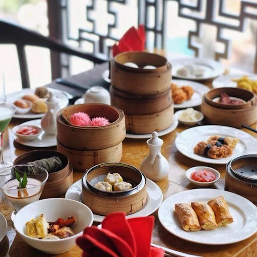 hipwee-Rekomendasi tempat bukber di Karawang Hai Wang Chinese Restaurant