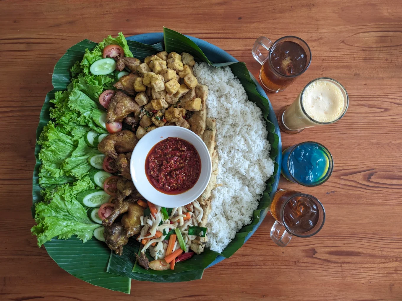 hipwee-Rekomendasi tempat bukber di Sukabumi Sono Coffee Garden