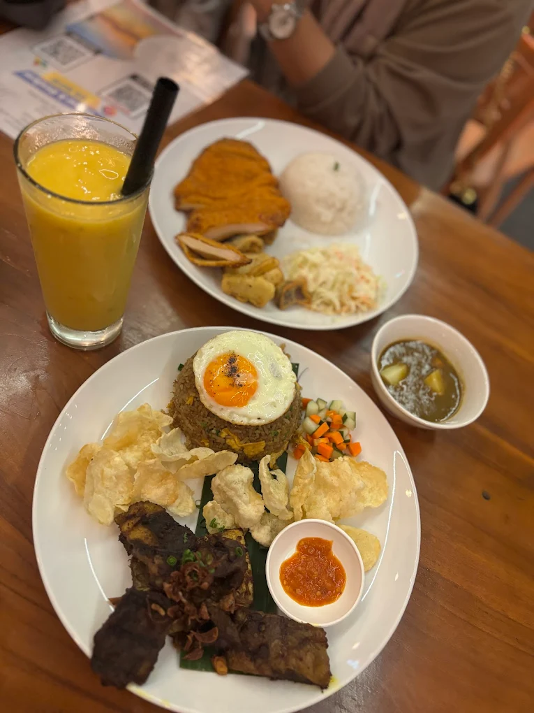 hipwee-Tempat Bukber Banjarmasin District U1 Coffee & Eatery