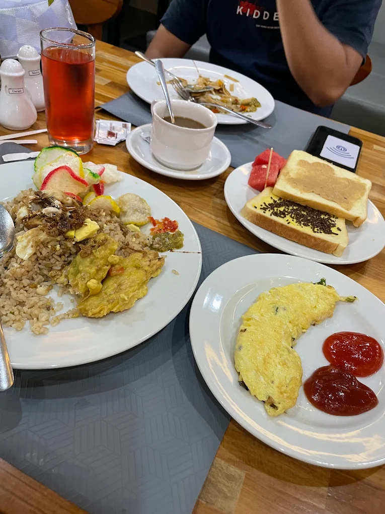 hipwee-Tempat bukber Bajnarmasin Lex Hotel