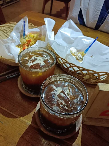 9 Rekomendasi Tempat Bukber di Purwakarta yang Cocok untuk Semua Kalangan 18 hipwee-Tempat bukber Purwakarta Clavia Cafe Purwakarta