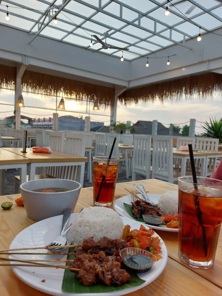 hipwee-Tempat bukber di Cilegon Raja Bakar Maranggi