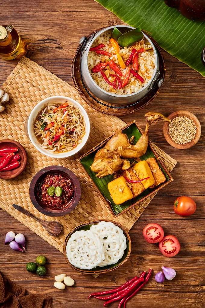 hipwee-Tempat bukber di Cimahi Sunda Nikmat Family Resto