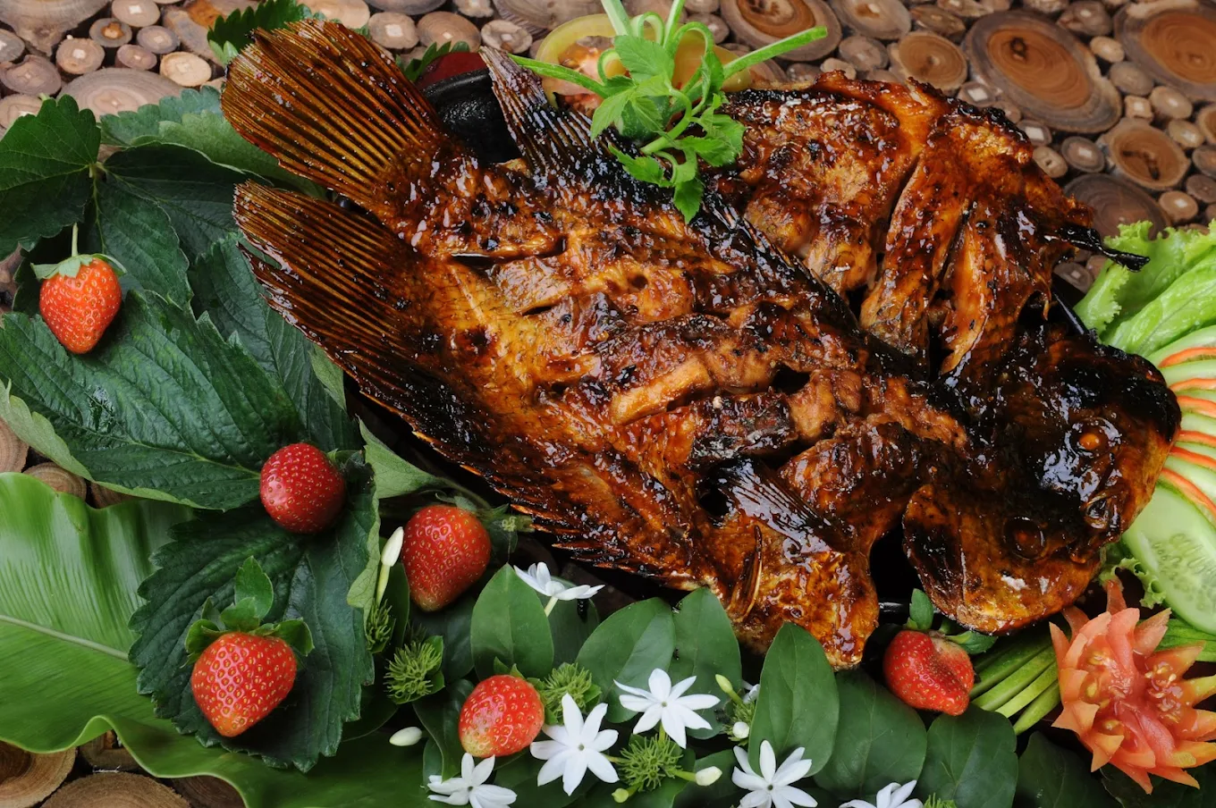 hipwee-Tempat bukber di Garut Liwet Asep Stroberi Cabang Tarogong