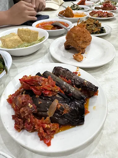 hipwee-Tempat bukber di Padang Restoran Sari Raso