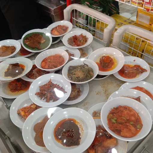 hipwee-Tempat bukber di Padang Rumah Makan Silungkang