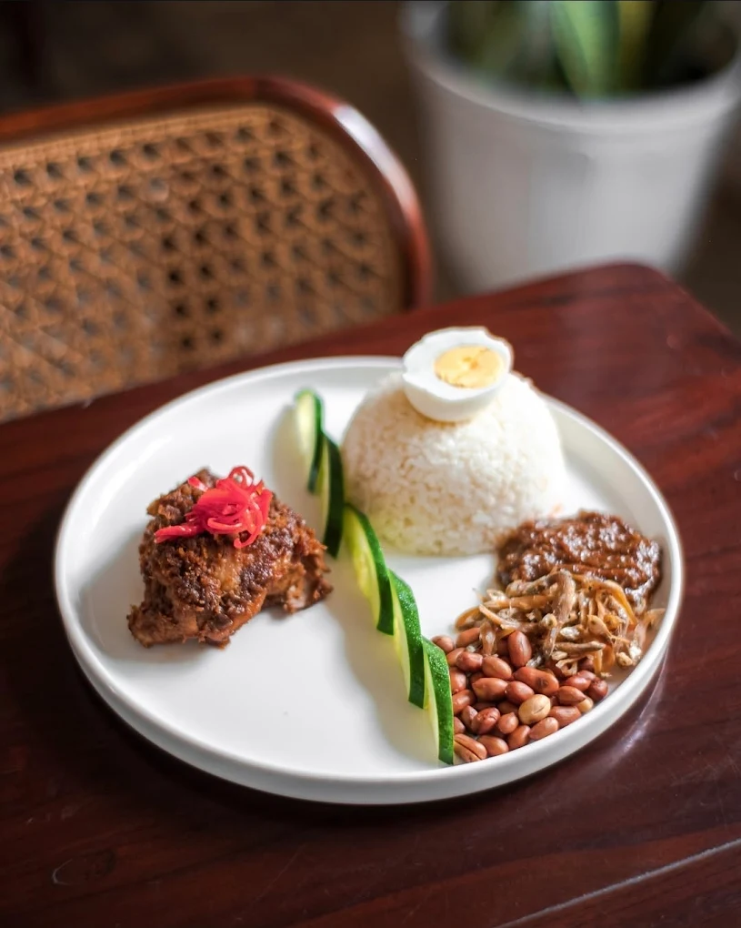hipwee-Tempat bukber di Salatiga Good Company Eatery