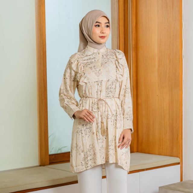 7 Outfit Halal Bihalal yang Nggak Bikin Gerah, Tapi Stylish 10
