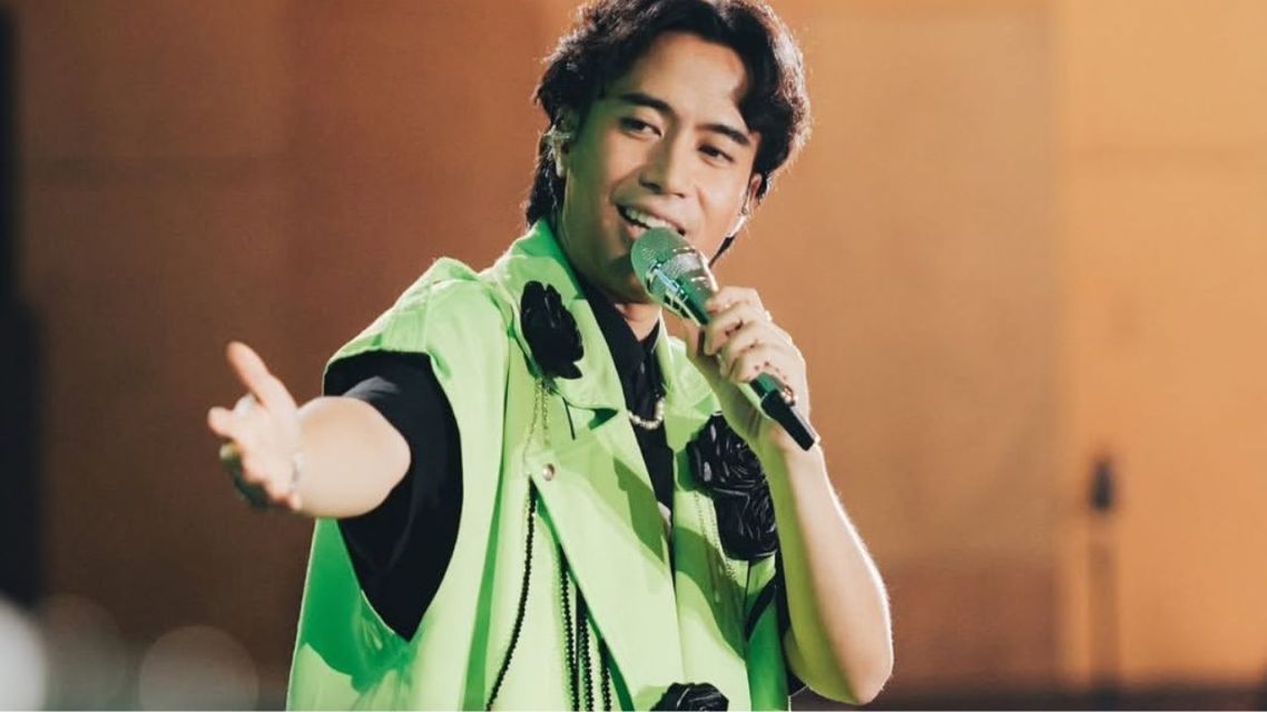 Vidi Aldiano Berpulang Menghadap Sang Pencipta: Ini 7 Perjalanan Hidup dan Karya Ikonik Sang Duta Persahabatan 11 karier mulai naik saat lagu-lagu lain juga dikenal