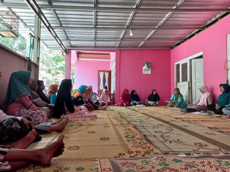 5 Contoh Undangan Arisan RT yang Nggak Kaku Siap Pakai 9 hipwee-Contoh undangan arisan RT