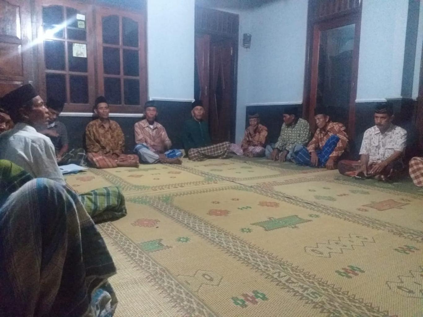5 Contoh Undangan Arisan RT yang Nggak Kaku Siap Pakai 10 hipwee-contoh undangan arisan RT