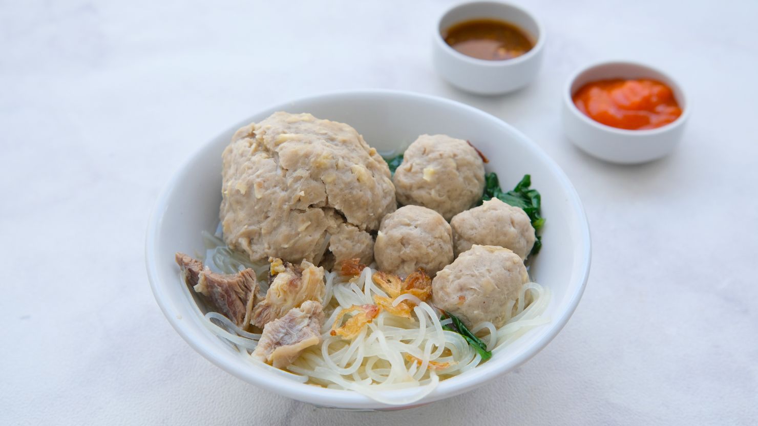 5 Resep Olahan Daging Giling yang Praktis, Enak, dan Nggak Bikin Bosan 6 hipwee-Olahan daging bakso sapi