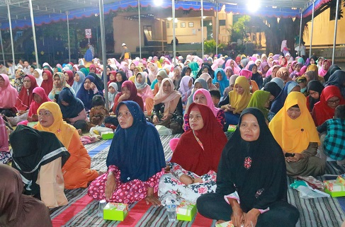 hipwee-Peringati-Milad-Ke-24-FPSB-UII-Gelar-Pengajian-Akbar