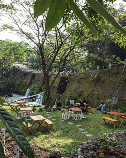 hipwee-Resto Keluarga di Jogja Omah Pari Sewu