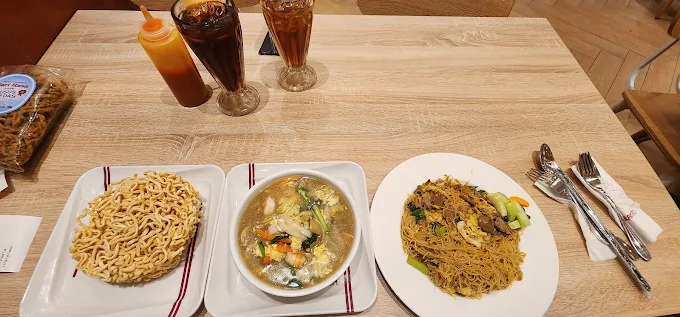 hipwee-Resto keluarga di Jakarta Timur Solaria Pemuda Rawamangun