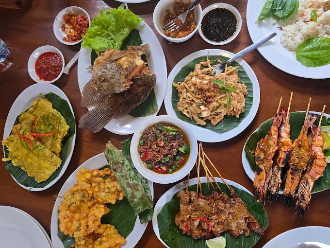 hipwee-Resto keluarga di Jogja Gurih 7 Bogor Indonesia