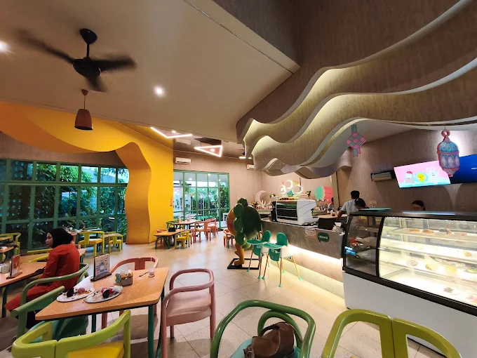hipwee-Resto keluarga di Jogja Little Goo Eatery & Playzone