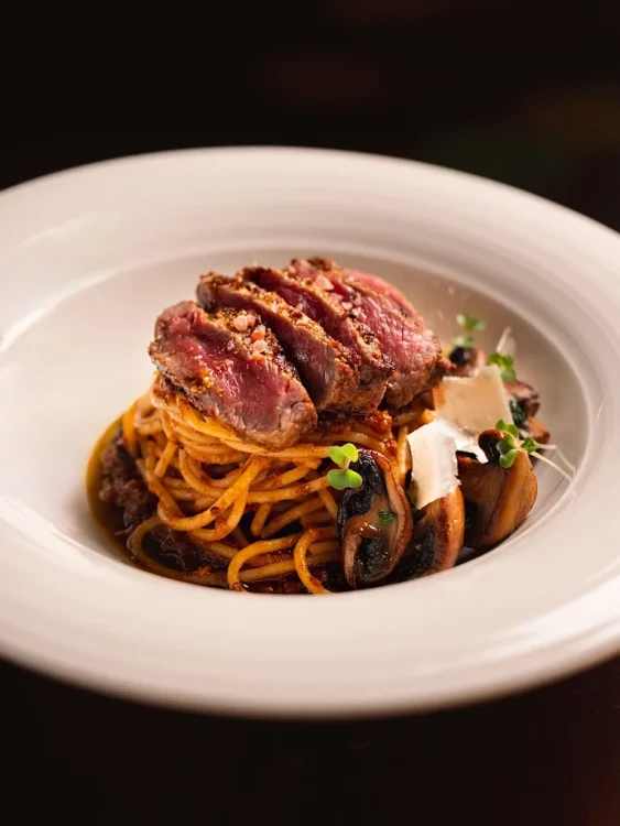 hipwee-Resto keluarga di Surabaya Domicile Kitchen and Lounge