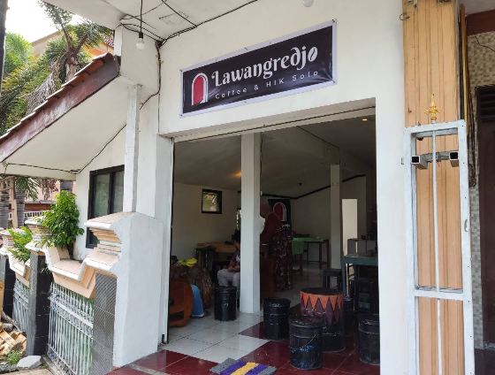 10 Tempat Nongkrong di Solo yang Ramah Kantong, Vibes-nya Juara! 15