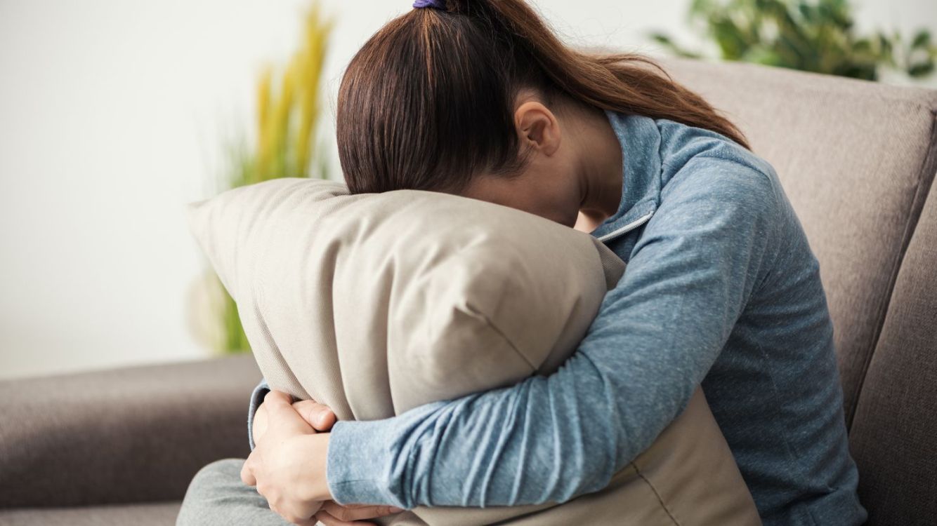 7 Tanda Situationship Ini Bikin Kamu Bertanya: Nyaman Tanpa Status, atau Cuma Nyaman Bohongi Diri Sendiri? 14 hipwee-Situationship