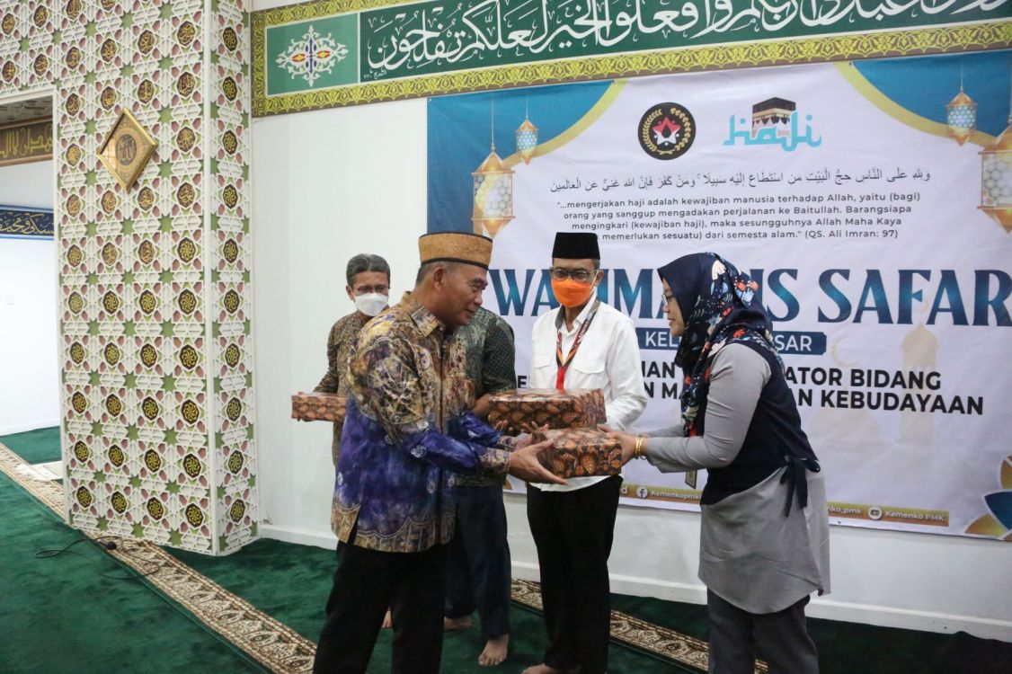 4 Contoh Sambutan Walimatussafar Haji yang Singkat, Sopan, dan Mudah Disesuaikan 6 hipwee-Walimatussafar haji