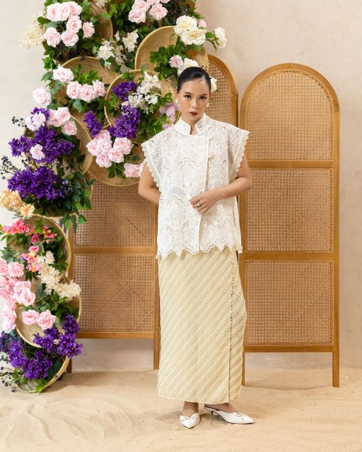 9 Inspirasi Baju Kartini Modern yang Stylish dan Bisa Langsung Kamu Tiru! 13